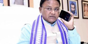 ବନ୍ୟା ଛାଡ଼ି ଦିଲ୍ଲୀରେ ମୁଖ୍ୟମନ୍ତ୍ରୀ
