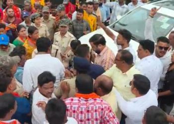 ପୂଜାରୀଙ୍କୁ ତଡ଼ି ଦେଲେ ଟଙ୍କ ଗୋଷ୍ଠୀ