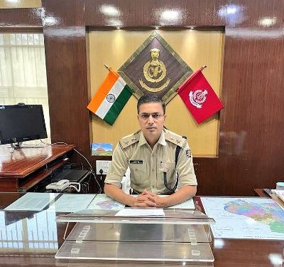 ଇସ୍ତଫା ଦେଲେ ଯୁବ ଆଇପିଏସ୍ ମୀନା
