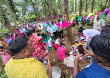 ୨୩ ବର୍ଷରେ ପଦାର୍ପଣ କଲା ନିଆରା ଜଙ୍ଗଲ ରକ୍ଷା ବନ୍ଧନ ଉତ୍ସବ