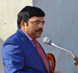 ରାତିଅଧରେ ପ୍ରେମବାଉଳା: ବନ୍ଧା ହେଲେ ଅତିରିକ୍ତ ସଚିବ